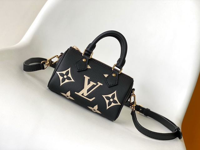 Louis Vuitton M81456 Black